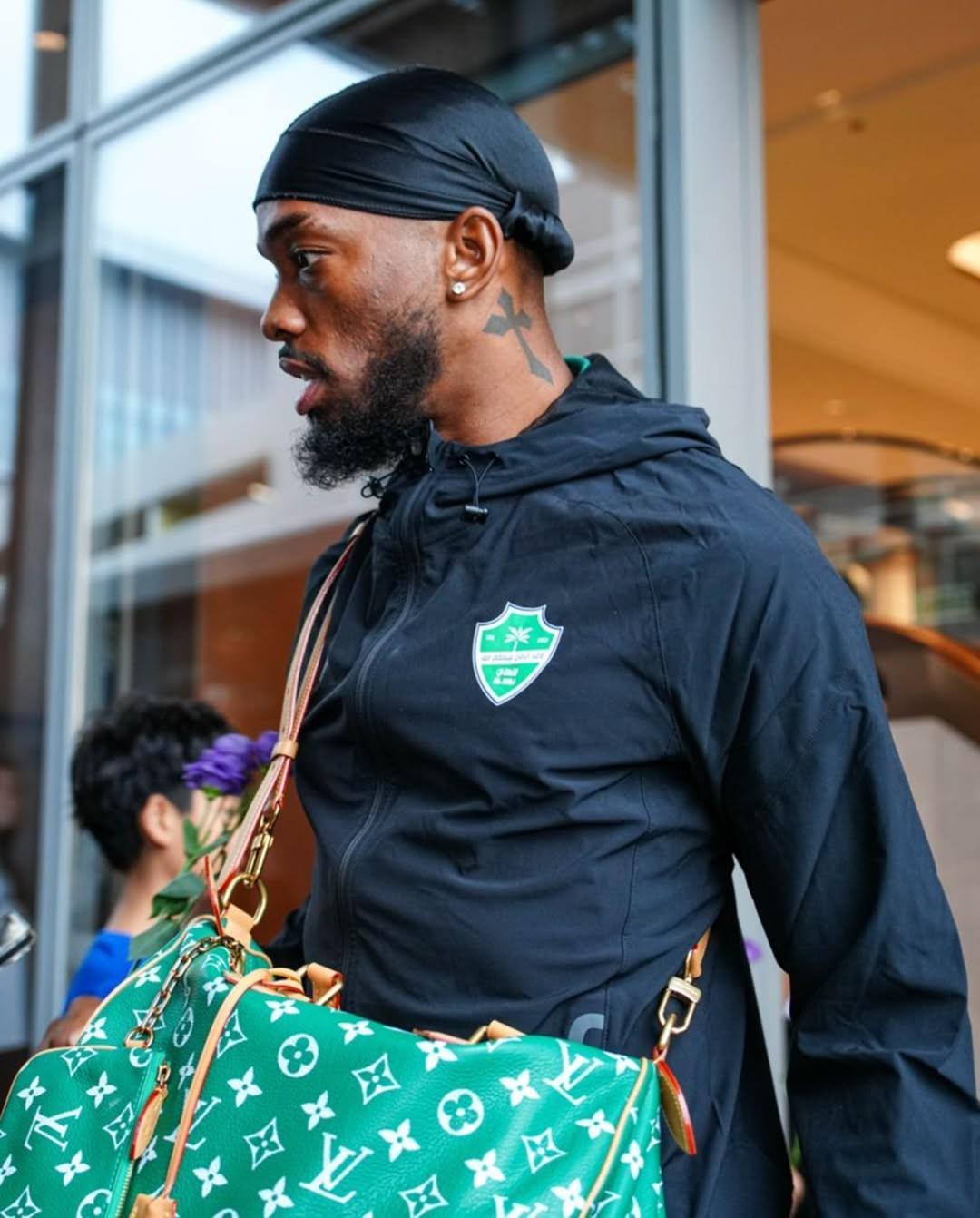 准备参加沙特超级杯，吉达国民全队已抵达中国香港