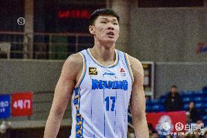 获胜功臣！范子铭9中5拿到13分10板2助&amp;5前场板 正负值+22！