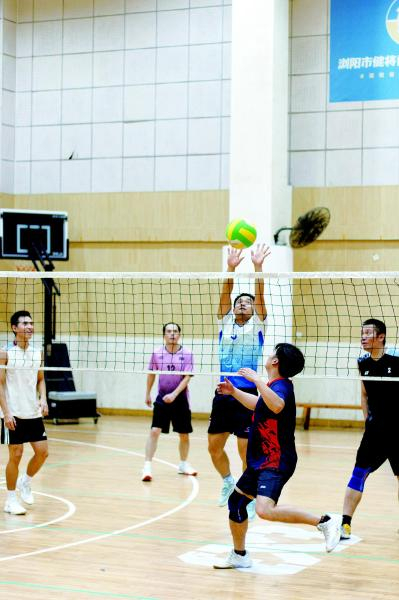 “篮球打到40岁，气排球打到60岁！”