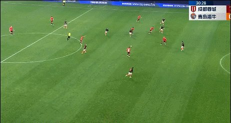 1709385911343081111.gif 【中超】安德里戈世界波李扬破门 蓉城2比0胜海牛