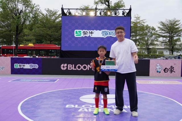 1730781082778052853.jpg 欧冠直播-“怒放竞技场”首现羊城 3V3街头足球潮爆大湾区